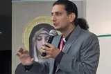 afshin350x235.jpg